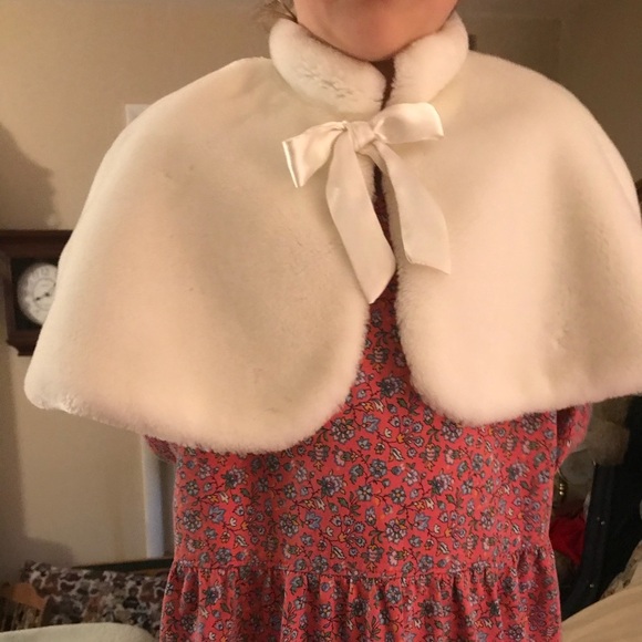 ❤️ Rare Vintage 1970’s Fur Bow Cape - Picture 4 of 7